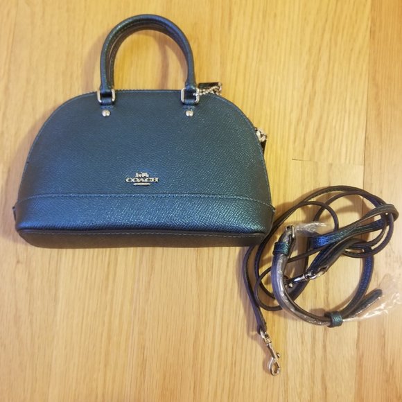 coach MINI crossbody bag